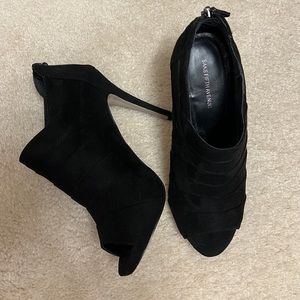SOLD ❌ Saks Fifth Avenue peep toe booties.